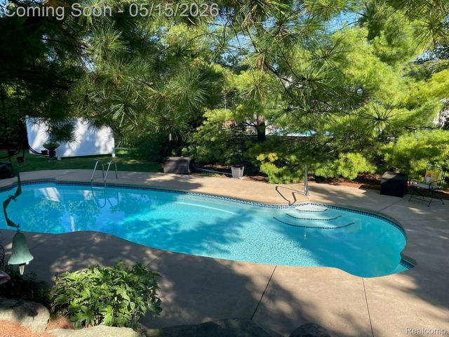 5443 Provincial Road, Grand Blanc Charter Township, MI 48439
