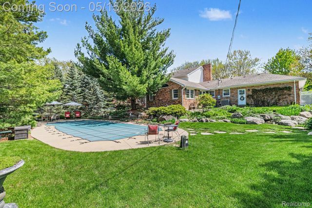 5443 Provincial Road, Grand Blanc Charter Township, MI 48439
