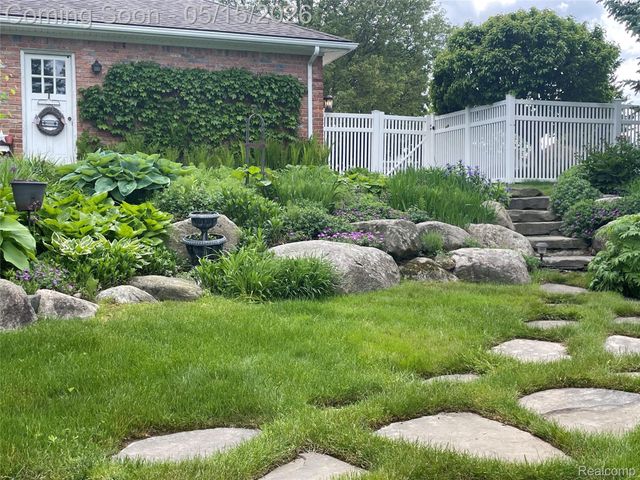 5443 Provincial Road, Grand Blanc Charter Township, MI 48439