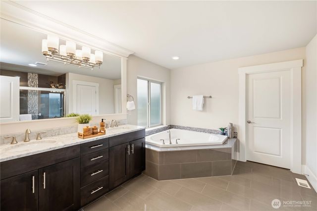 17411 SE 139th Place, Renton, WA 98059