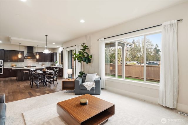 17411 SE 139th Place, Renton, WA 98059