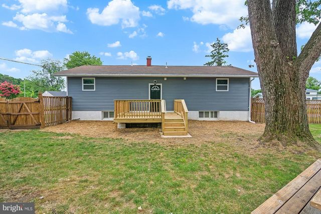 8601 GREENS LN, Baltimore, MD 21244