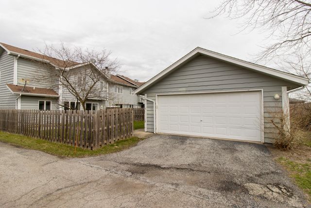 1650 Heritage Drive, Lowell, IN 46356