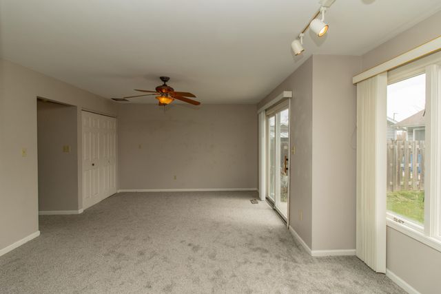 1650 Heritage Drive, Lowell, IN 46356