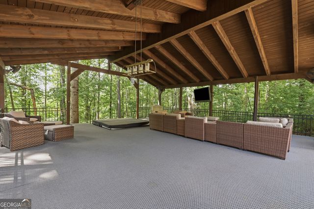 357 Birchwood Drive, Clarkesville, GA 30523