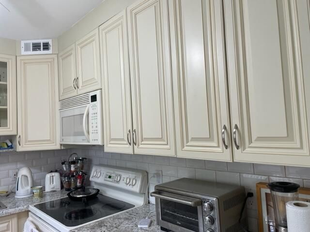 640 Monaco Court N 640, Delray Beach, FL 33446