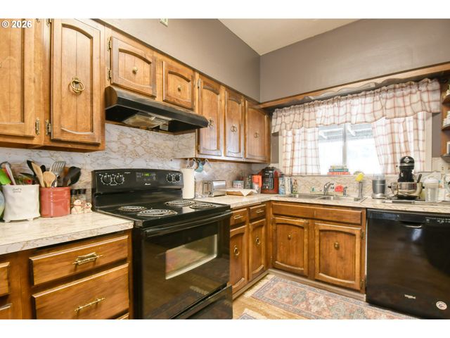 607 Sw COURT Ave, Pendleton, OR 97801