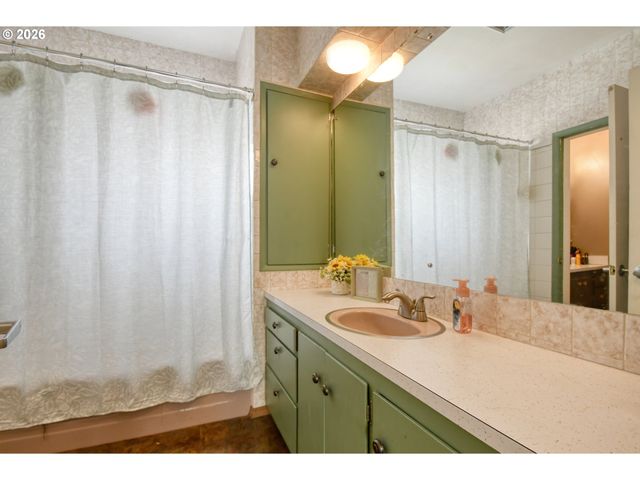 607 Sw COURT Ave, Pendleton, OR 97801