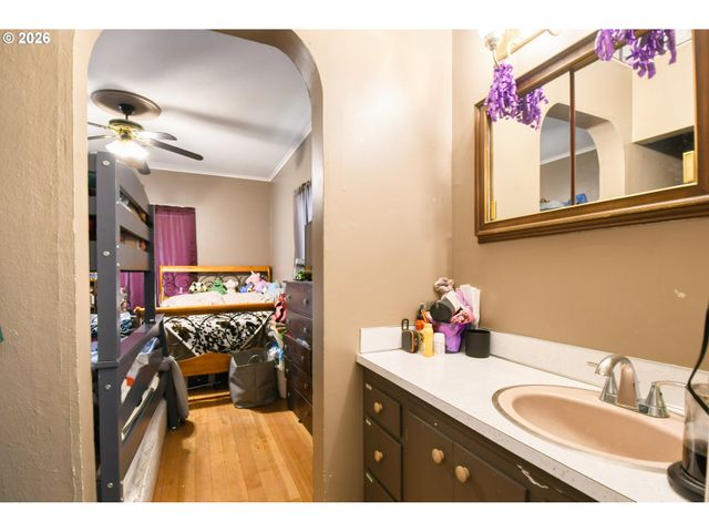 607 Sw COURT Ave, Pendleton, OR 97801