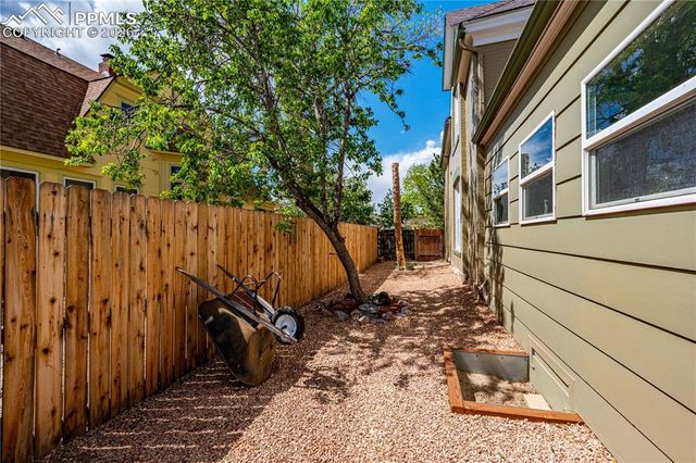 1008 Greenwood Avenue, Canon City, CO 81212