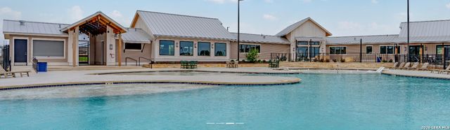 106 KAYDEN CT, Marion, TX 78124