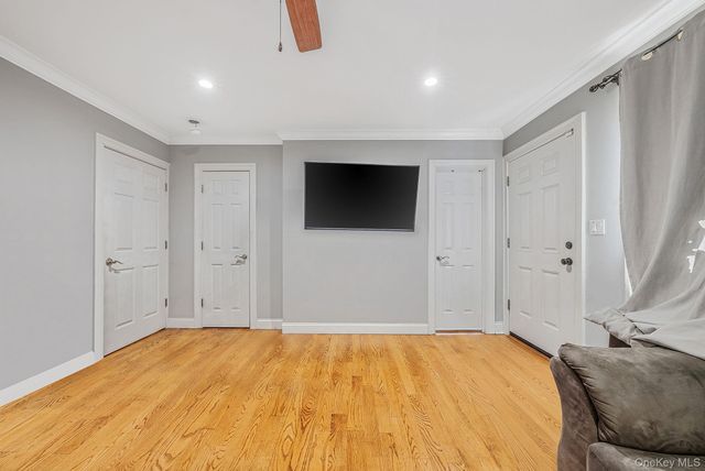 50 E Pine Street, Long Beach, NY 11561