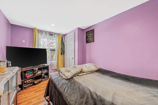 50 E Pine Street, Long Beach, NY 11561