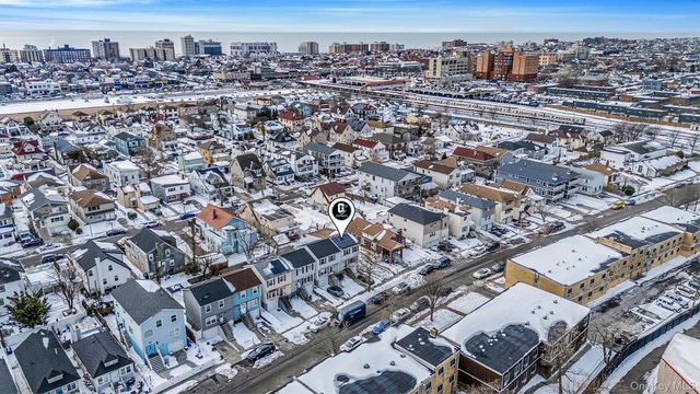 50 E Pine Street, Long Beach, NY 11561