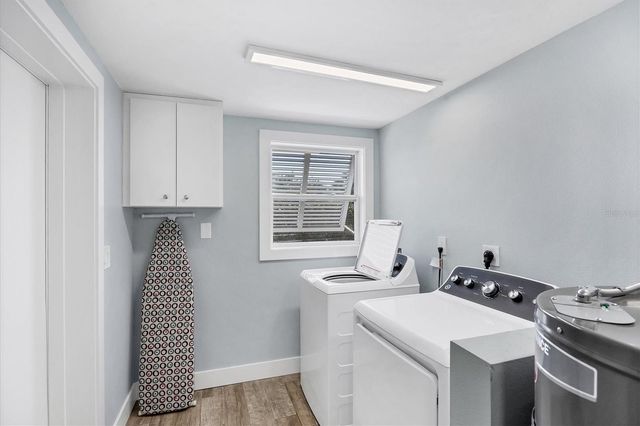 1073 ALSTON LANE, Englewood, FL 34223