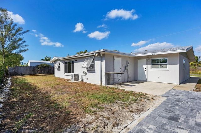 1073 ALSTON LANE, Englewood, FL 34223