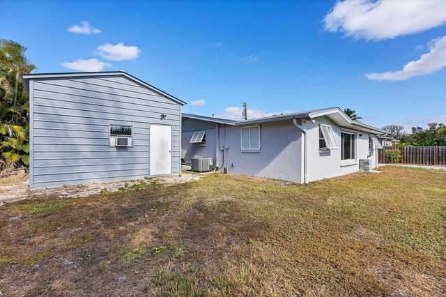 1073 ALSTON LANE, Englewood, FL 34223