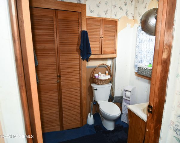 481 Center Avenue, Middletown, NJ 07748