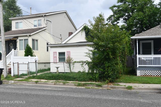 481 Center Avenue, Middletown, NJ 07748