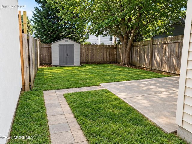 481 Center Avenue, North Middletown, NJ 07748