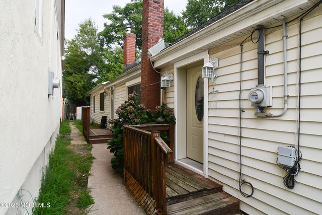 481 Center Avenue, Middletown, NJ 07748
