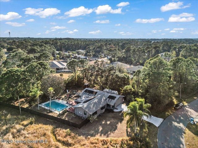 938 Dorchester Road NW, Palm Bay, FL 32907