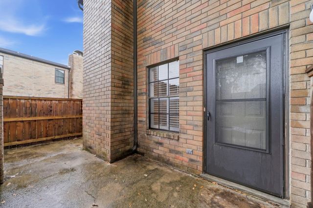 9850 Pagewood Lane 1009, Houston, TX 77042
