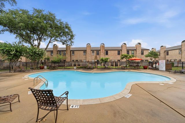 9850 Pagewood Lane 1009, Houston, TX 77042