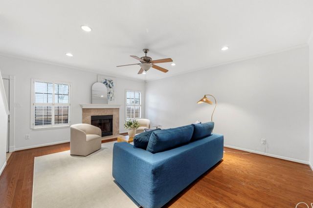 9850 Pagewood Lane 1009, Houston, TX 77042