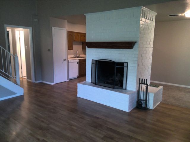 7348 Walling Lane, Dallas, TX 75231