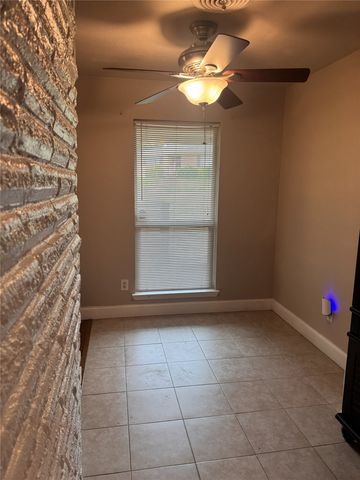 7348 Walling Lane, Dallas, TX 75231