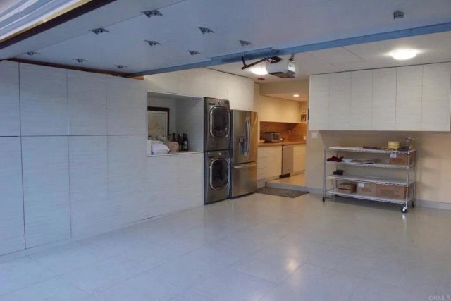 411 Windjammer Cir, Chula Vista, CA 91910