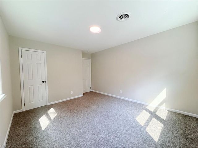 62 Hollywood AVE, Hampton, VA 23661