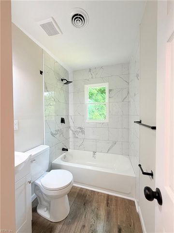 62 Hollywood AVE, Hampton, VA 23661