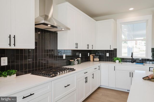 2527A FOURLEAF DR, Finksburg, MD 21048