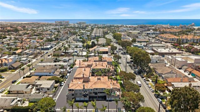 606 Lake Street 23, Huntington Beach, CA 92648