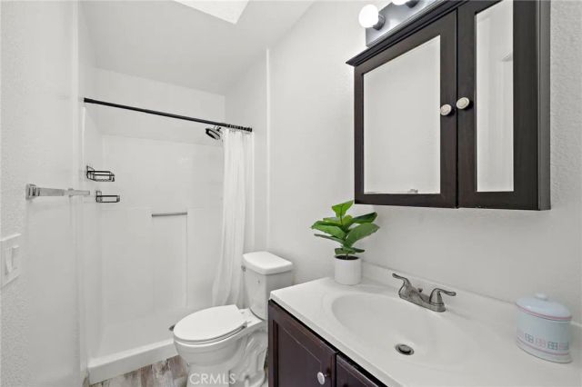 606 Lake Street 23, Huntington Beach, CA 92648