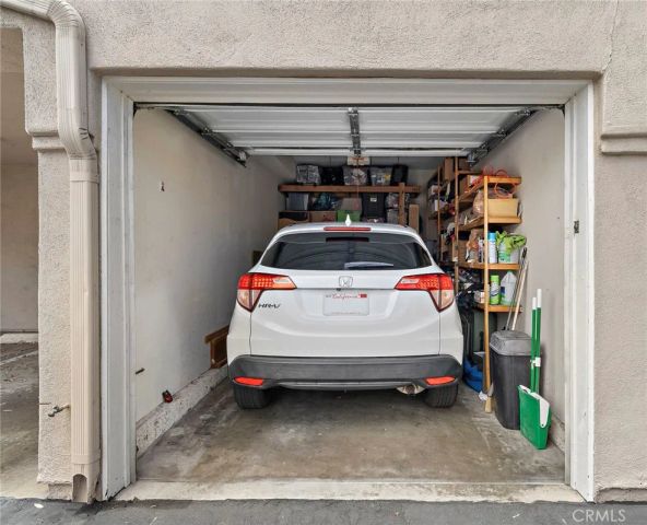606 Lake Street 23, Huntington Beach, CA 92648