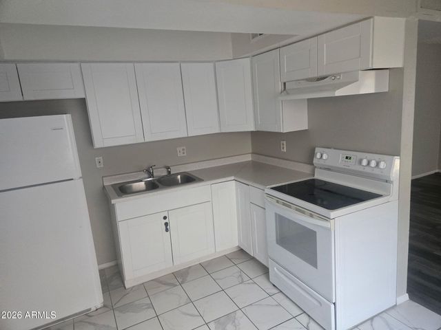 9222 N 35TH Avenue 14, Phoenix, AZ 85051