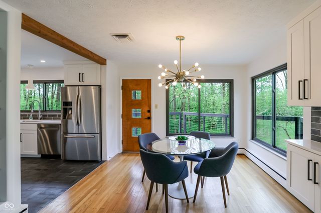 32 Circle Drive, Carmel, IN 46032