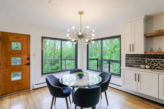 32 Circle Drive, Carmel, IN 46032