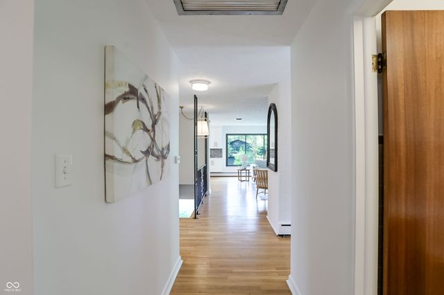 32 Circle Drive, Carmel, IN 46032