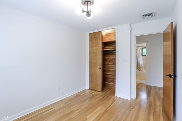 32 Circle Drive, Carmel, IN 46032