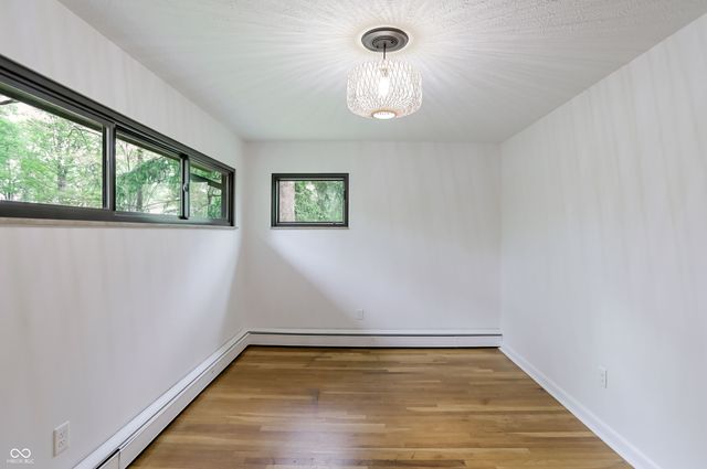 32 Circle Drive, Carmel, IN 46032