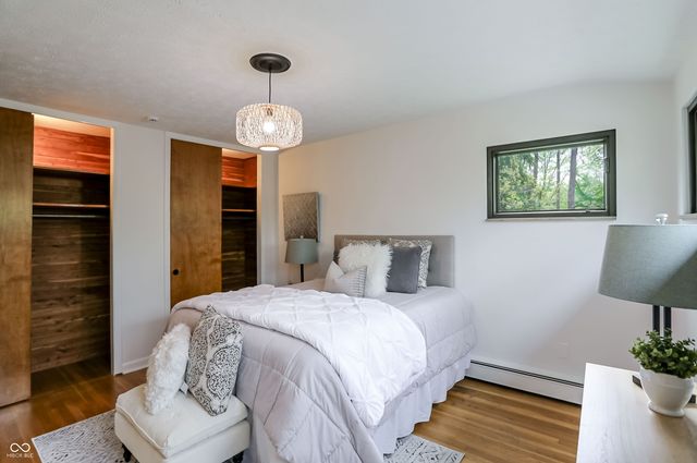 32 Circle Drive, Carmel, IN 46032