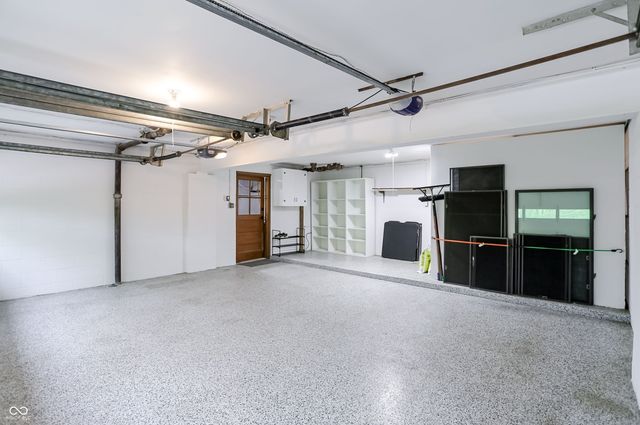 32 Circle Drive, Carmel, IN 46032