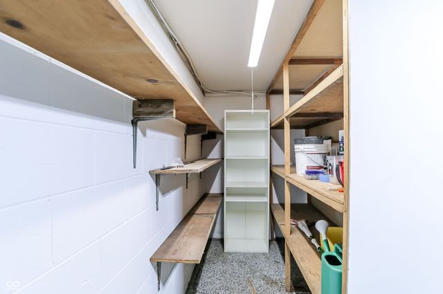 32 Circle Drive, Carmel, IN 46032