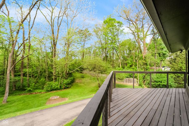 32 Circle Drive, Carmel, IN 46032