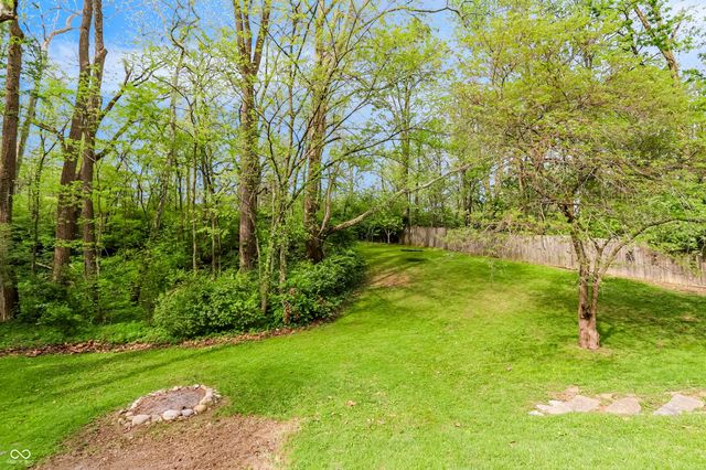 32 Circle Drive, Carmel, IN 46032