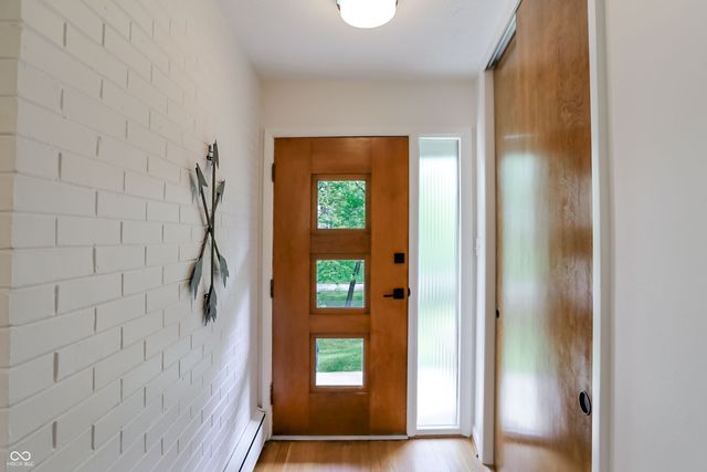 32 Circle Drive, Carmel, IN 46032